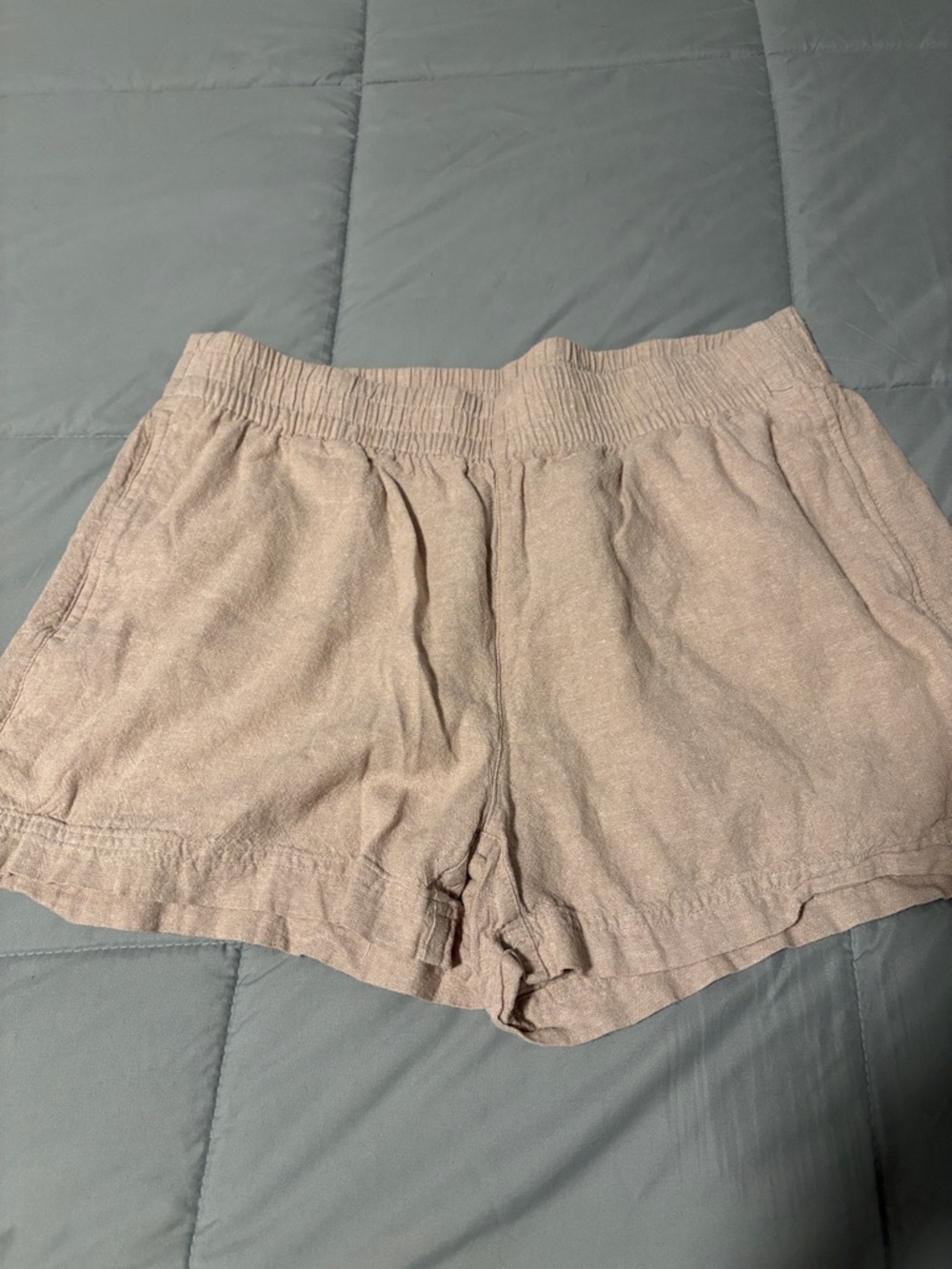 Old Navy Light Taupe Women's Elastic Waist Linen-Blend Shorts